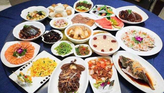 posiłek w chińskiej restauracji 1