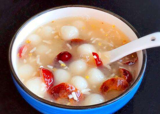 Święto Lampionów tangyuan